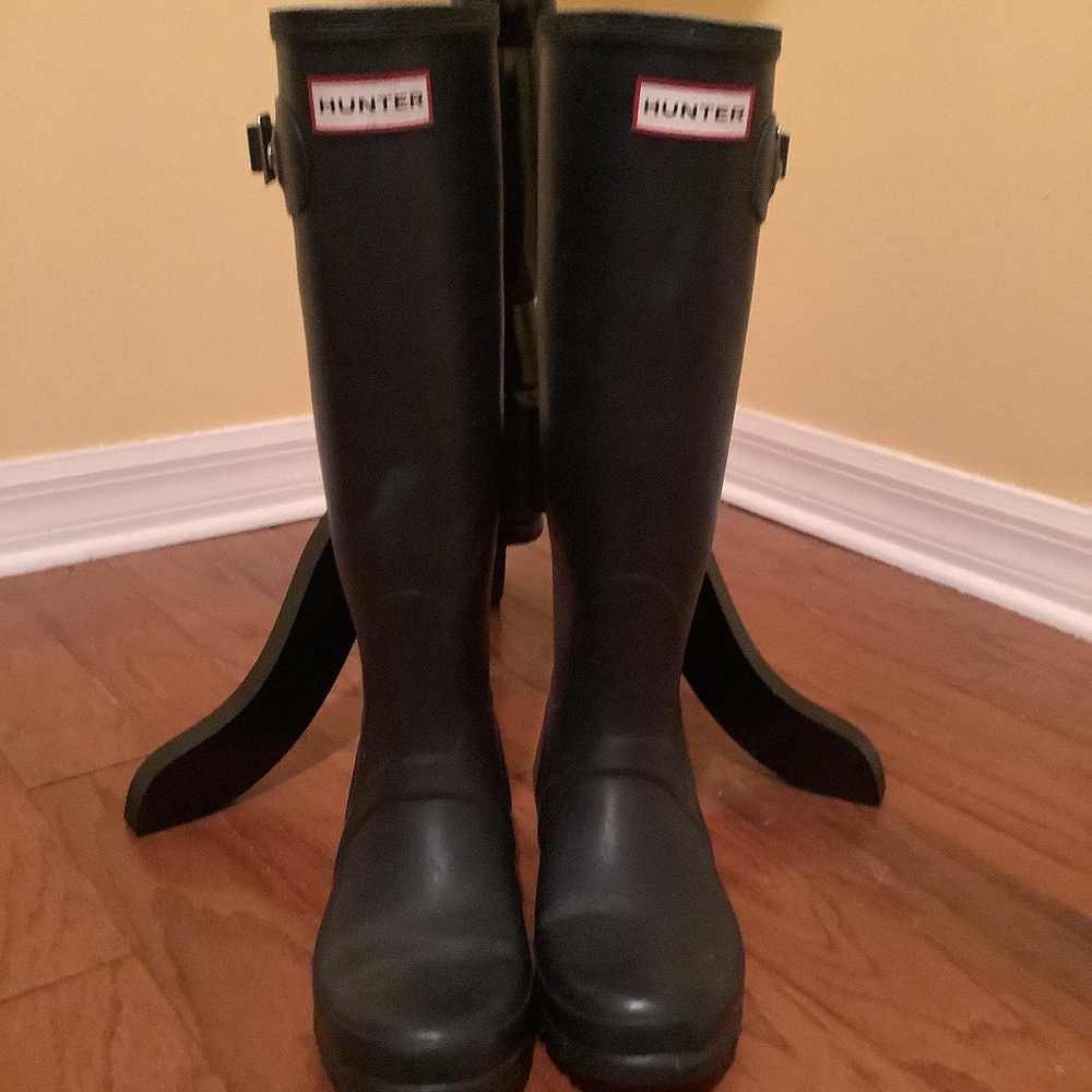 Hunter dark blue boots size uk 3